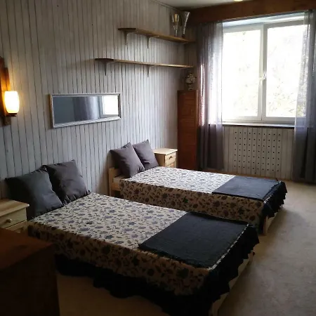 Apartment Lucky 12 *